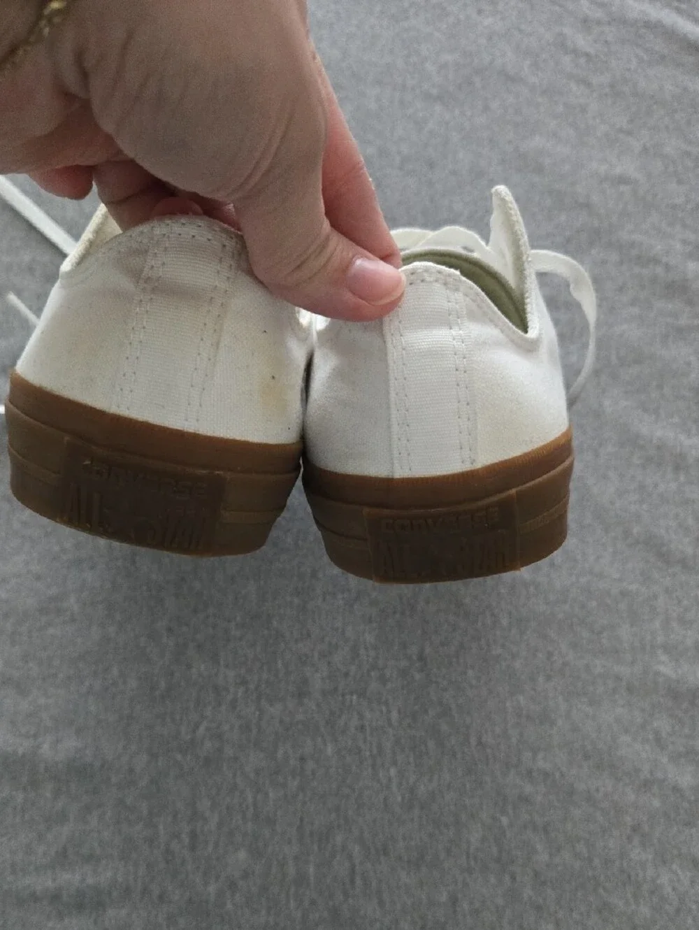 Converse white canvas